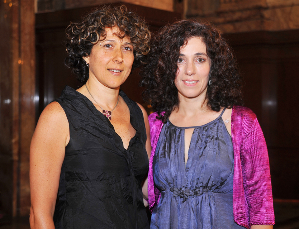 Dra. Andrea Gamarnik (Premio Nacional L’Oréal-UNESCO 2009), Dra. M. Fernanda Ceriani (Premio Nacional L’Oréal-UNESCO 2011).
