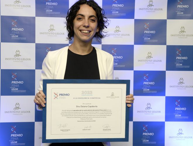 Premio Fima Leloir 2023 para Daiana Capdevila por la búsqueda de nuevas estrategias contra bacterias que causan enfermedades graves