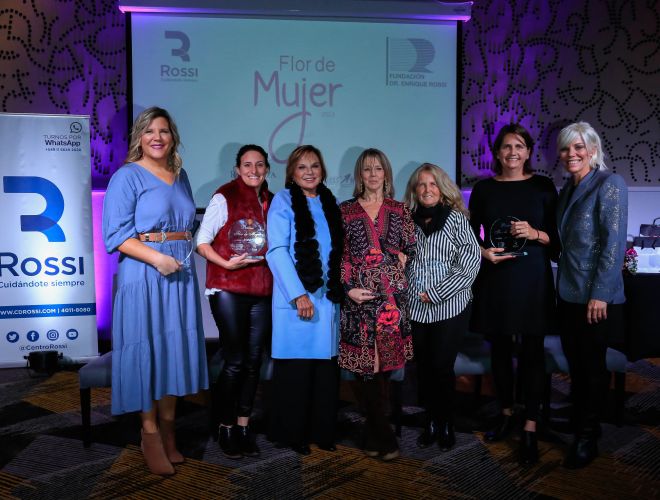 Distinguen a Ángeles Zorreguieta con el premio “Flor de Mujer 2023”