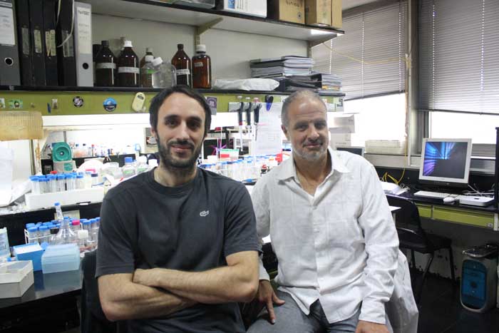 El Dr. Gonzalo de Prat Gay y el Dr. Sebastián Esperante