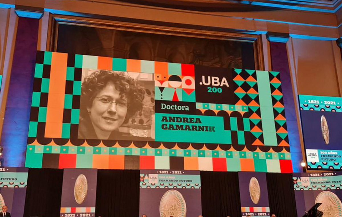 Andrea Gamarnik fue distinguida en el marco del bicentenario de la UBA